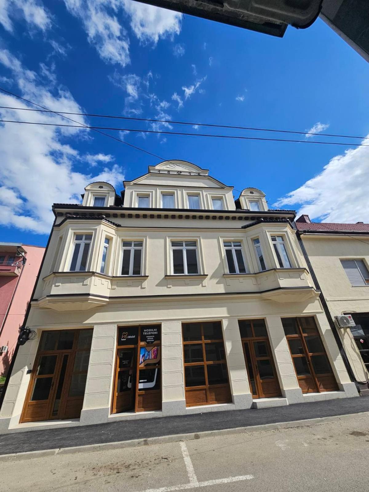 Mrakovica 1935 Lägenhet Prijedor Exteriör bild
